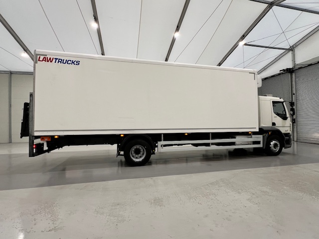 DAF LF 250 4×2 Rest Cab Fridge Box