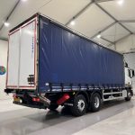 Mercedes Actros 2530 6×2 Sleeper Cab Curtainsider - thumbnail
