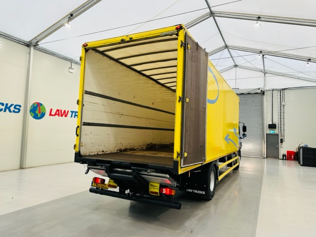 DAF CF65 220 Sleeper Cab Box Van