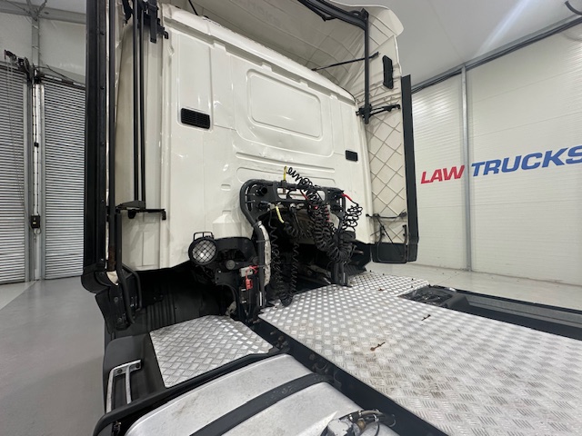 Scania G410 4×2 Sleeper Cab Tractor Unit