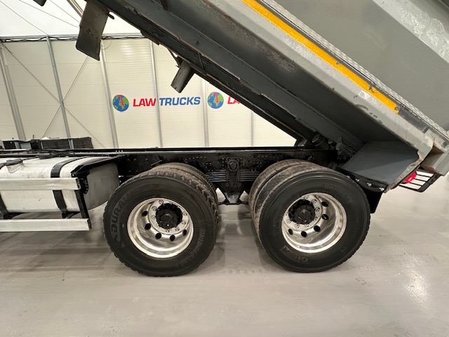 DAF CF 400 8×4 Day Cab Steel Tipper