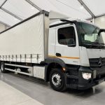 Mercedes Actros 1824 Day Cab Curtainsider - thumbnail