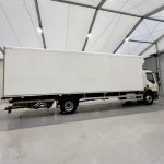 DAF LF 230 4×2 Day Cab Fridge Box - thumbnail