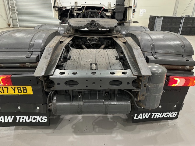 Mercedes Actros 2545 6×2 Midlift Tractor Unit