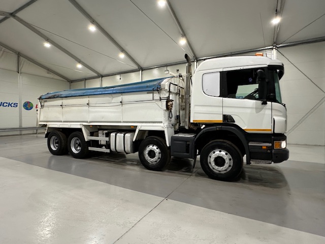 Scania P400 8×4 Sleeper Cab Tipper Manual