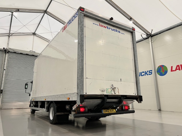 Isuzu N75.190 Day Cab Box Van