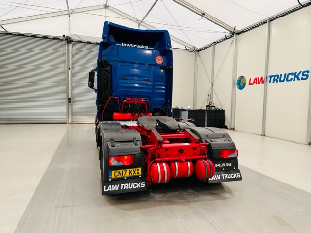 MAN TGX 26.480 6×2 Tractor Unit