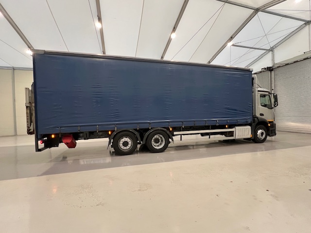 Mercedes Actros 2530 6×2 Day Cab Curtainsider