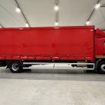 DAF LF 250 Sleeper Cab Curtainsider - thumbnail