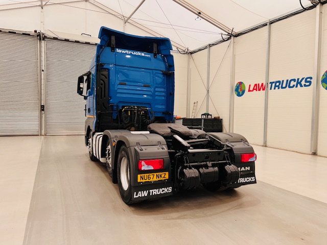 MAN TGX 26.420 6×2 Midlift Tractor Unit