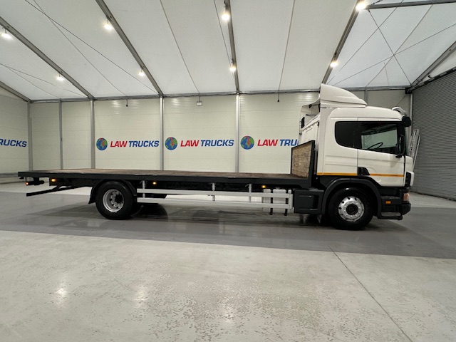Scania P94 230 4×2 Sleeper Cab Flatbed