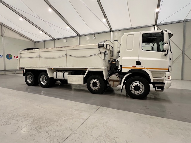 DAF CF85 360 8×4 Sleeper Cab Tipper Manual