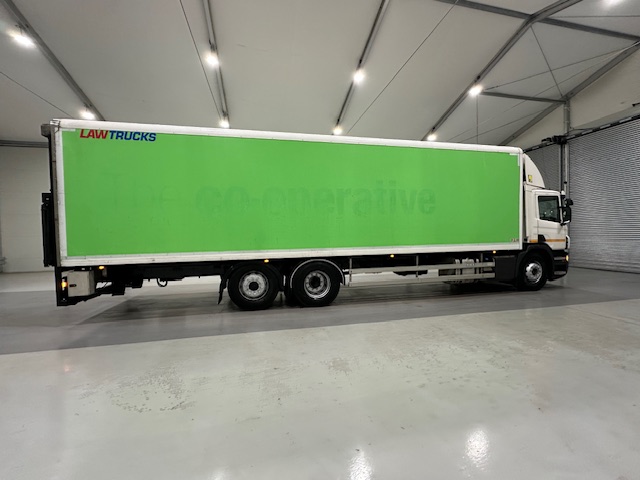 Scania P280 6×2 Rear Lift Day Cab Fridge Box