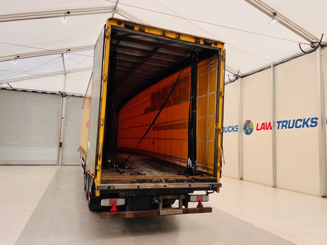 Don Bur Tri Axle Curtainsider Trailer