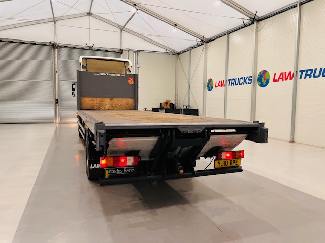 Mercedes Axor 1824 Sleeper Cab Flatbed