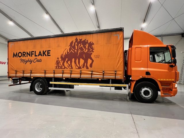 DAF CF65 220 Sleeper Cab Curtainsider