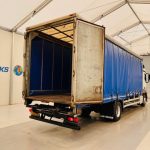 Mercedes Actros 1830 Sleeper Cab Curtainsider - thumbnail