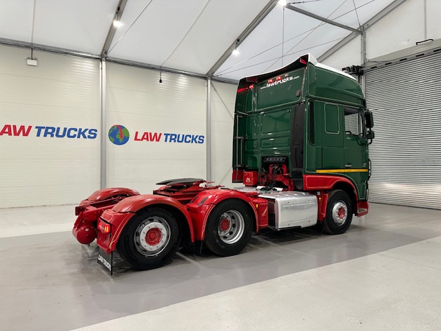 DAF XF 460 6×2 Rear Lift Tractor Unit Manual