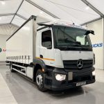 Mercedes Actros 1824 Day Cab Curtainsider - thumbnail
