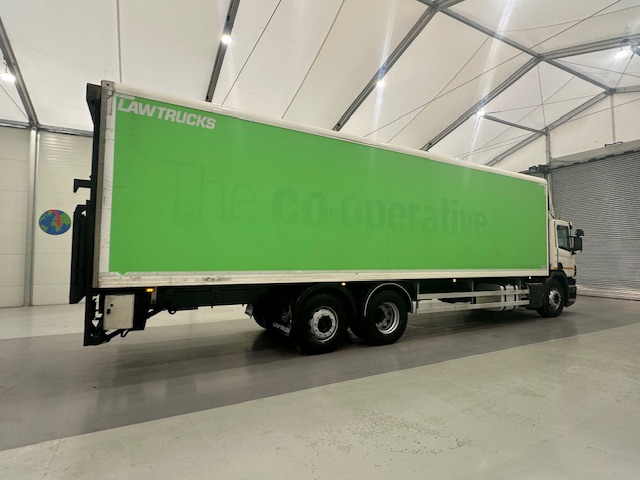 Scania P280 6×2 Rear Lift Day Cab Fridge Box