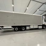DAF CF 330 Rear Lift Day Cab Fridge Box - thumbnail
