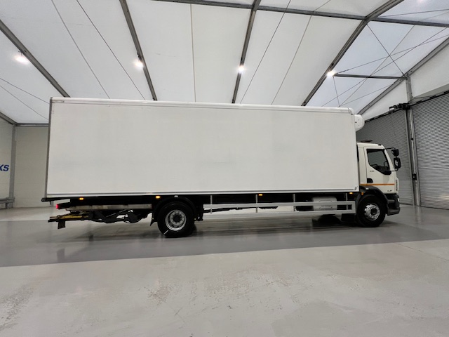 DAF LF 230 4×2 Day Cab Fridge Box