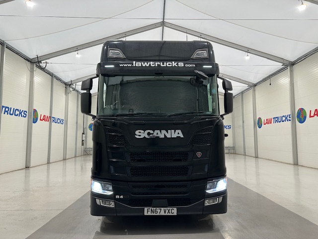 Scania R450 6×2 Midlift Highline Tractor Unit