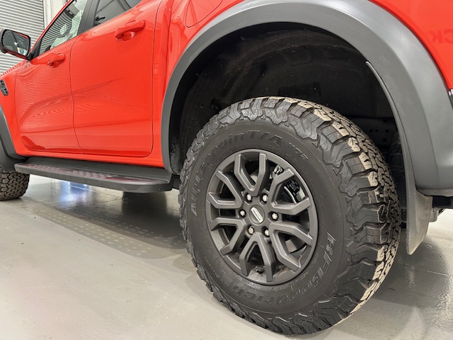 Ford Ranger Raptor 2.0 Auto 4×4 Pick Up
