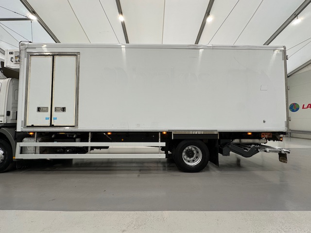 Mercedes Axor 1824 Day Cab Fridge Box