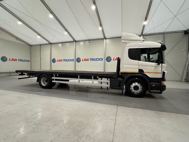 Scania P94 230 4×2 Sleeper Cab Flatbed