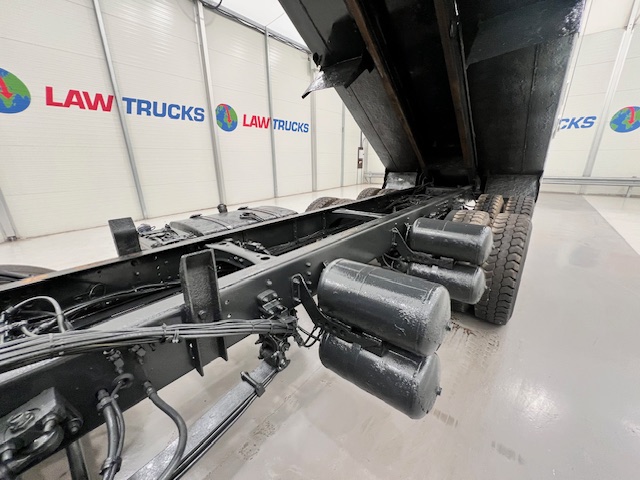 Scania P370 8×4 Rest Cab Tipper Manual