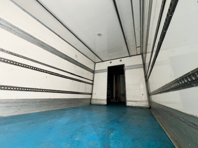 Mercedes Axor 1824 Day Cab Box Van