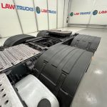 Volvo FH 460 Euro 5 6×2 Tractor Unit Safari Edition - thumbnail