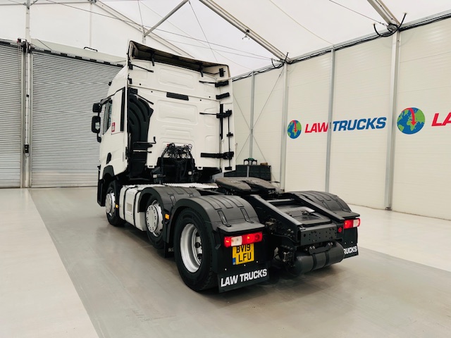 Renault T460 6×2 Midlift Tractor Unit