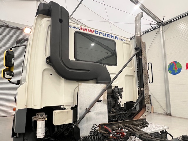 DAF CF85 360 6×2 Midlift Tractor Unit