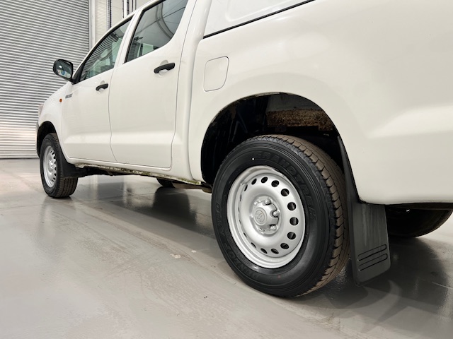 Toyota Hilux 2.5 D-4D 4×4 Double Cab Pick Up