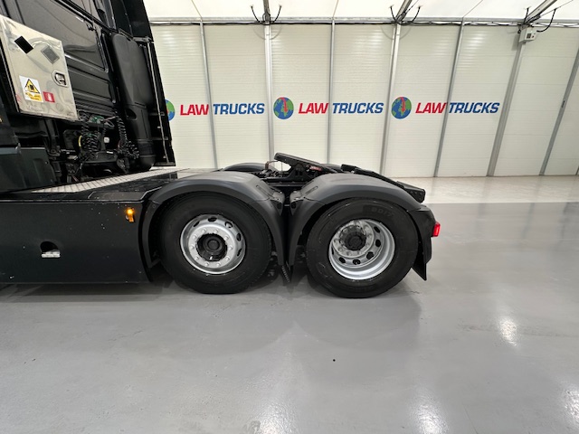 DAF XF 510 6×2 Midlift Tractor Unit