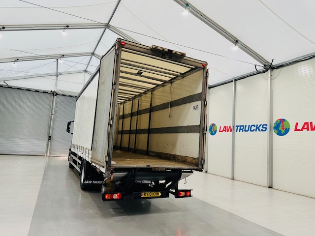 Mercedes Actros 1830 Sleeper Curtainsider Box Van