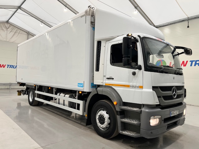 Mercedes Axor 1824 Day Cab Fridge Box Van