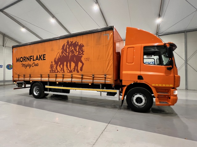 DAF CF65 220 Sleeper Cab Curtainsider