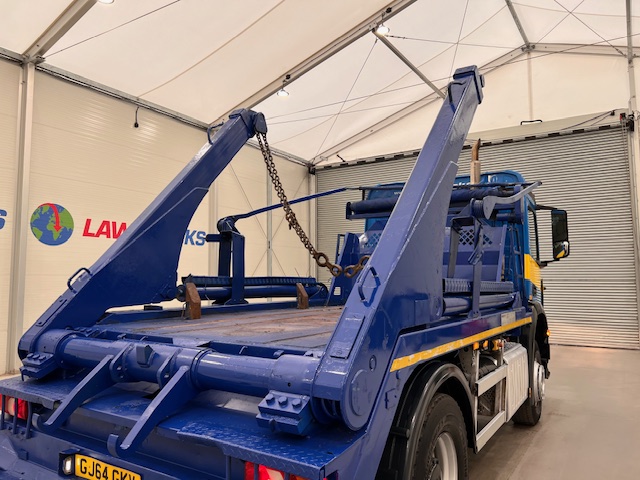 Mercedes Arocs 1824 Day Cab Skip Loader