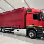 Mercedes Actros 2533 6×2 Sleeper Cab Curtainsider - thumbnail