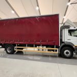 Mercedes Axor 1824 Day Cab Curtainsider - thumbnail