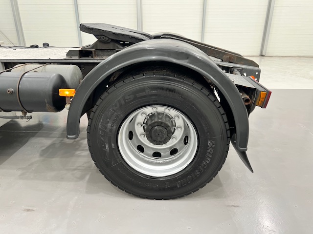 DAF CF85 380 4×2 Sleeper Cab Tractor Unit Manual