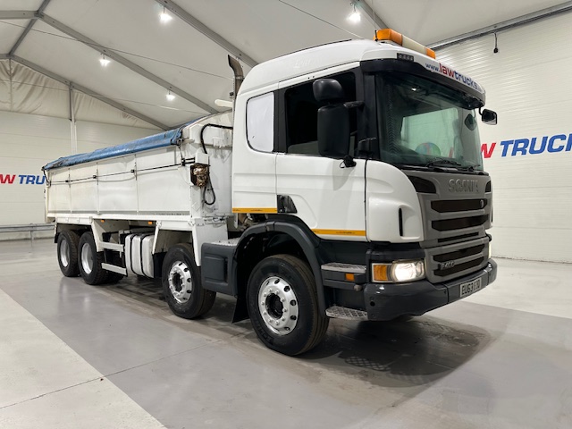 Scania P400 8×4 Sleeper Cab Tipper Manual