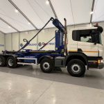 Scania P360 8×4 Day Cab Hookloader Manual - thumbnail