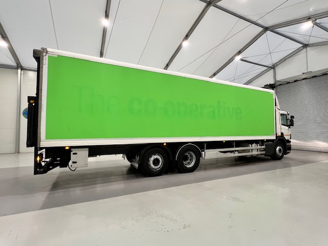 Scania P280 6×2 Rear Lift Day Cab Fridge Box