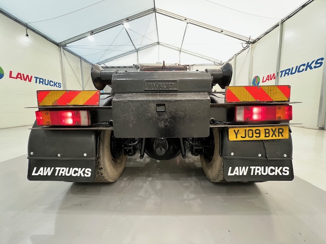 Scania P380 8×4 Day Cab Hookloader Manual