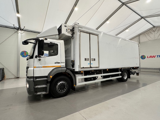 Mercedes Axor 1824 Day Cab Fridge Box