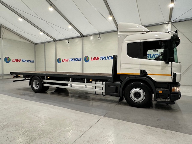 Scania P94 230 4×2 Sleeper Cab Flatbed